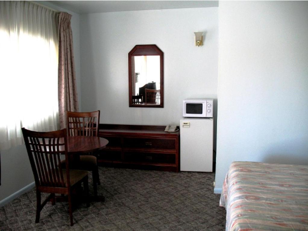 Golden West Motel 클라마스 팔스 외부 사진