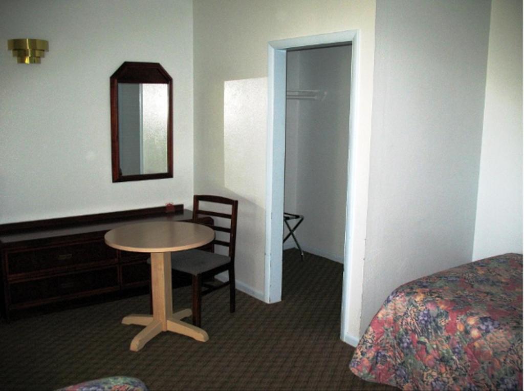 Golden West Motel 클라마스 팔스 외부 사진